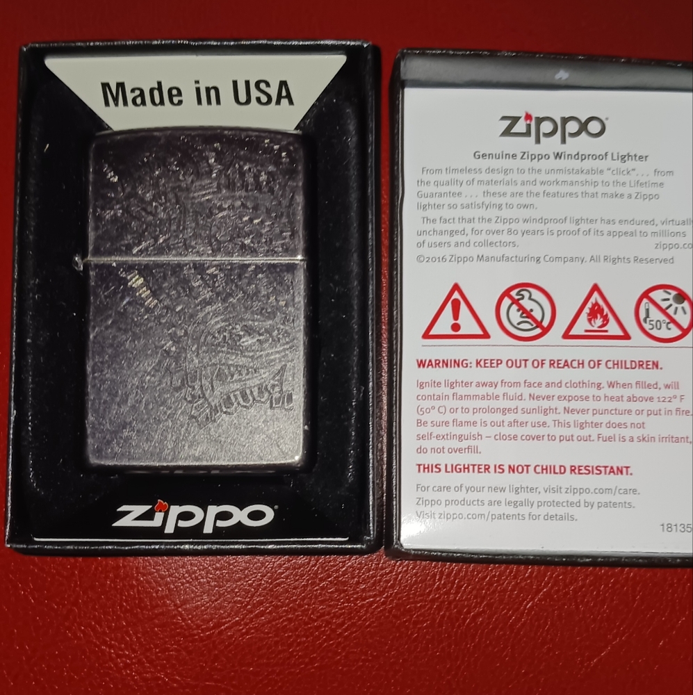 Zippo lighter